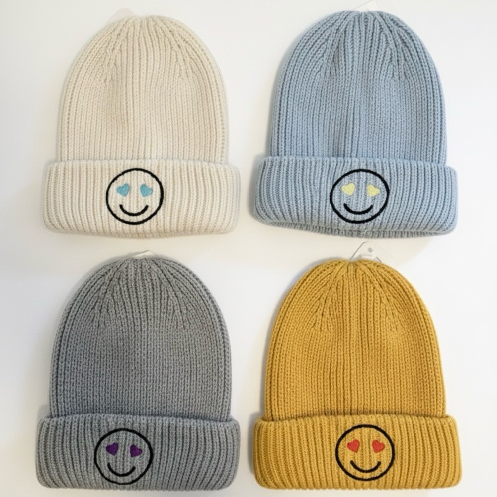 NORDSTROM Knit Beanie, Smiley Face (set of 4) 😍